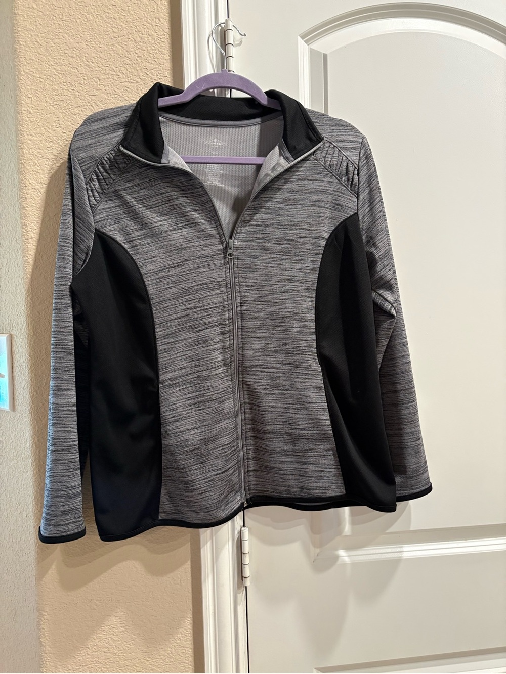 St. John's Bay Active Women’s Color Block Zip-Up Athletic Jacket. Size medium